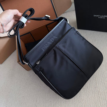 Makersluxe - PDA3 Bags - 003