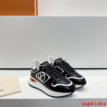 MLB - LOV Run Away Sneakers - 101