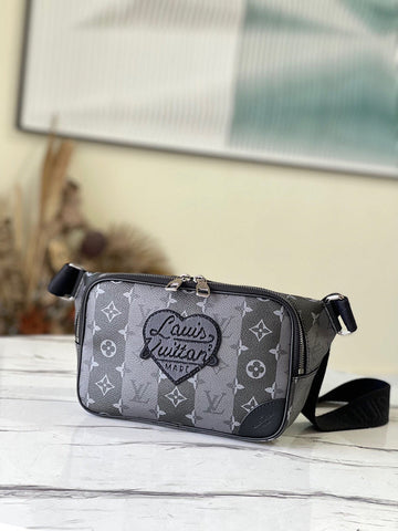 Makersluxe Lu-Vi bags - 5484
