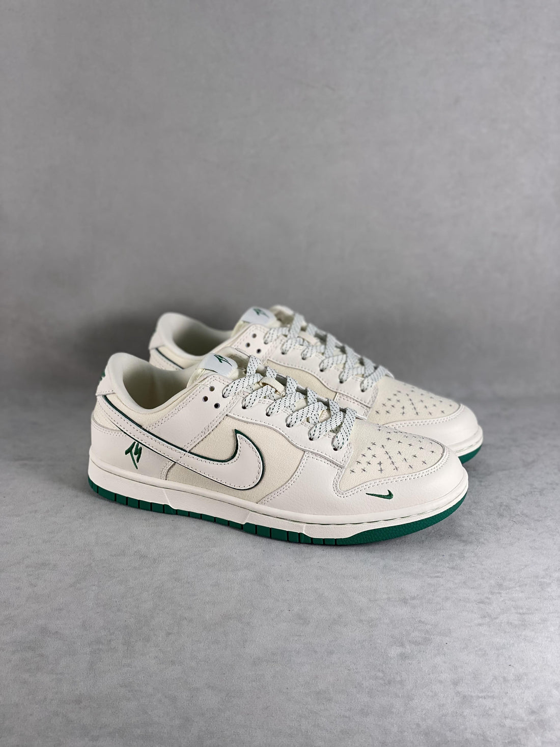 Custom Dunk SB Low x Travis Scott FC1688 109