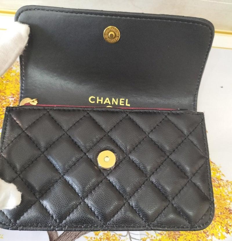 Makersluxe - Clutch With Maxi Pearls Chain Black