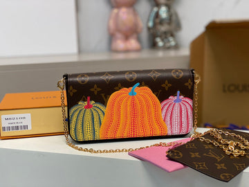 makersluxe - LOV Bags - 1058