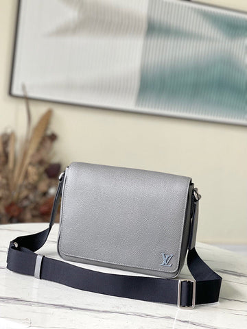 Makersluxe Lu-Vi bags - 4684