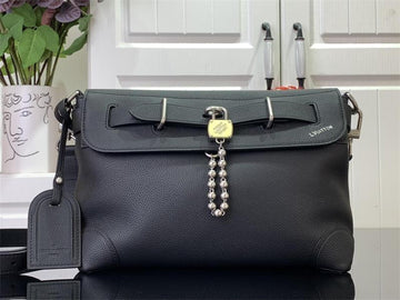 Makersluxe LV Automne Hiver M11607
