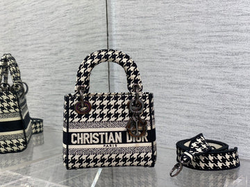 Makersluxe - DOR Bags - 476