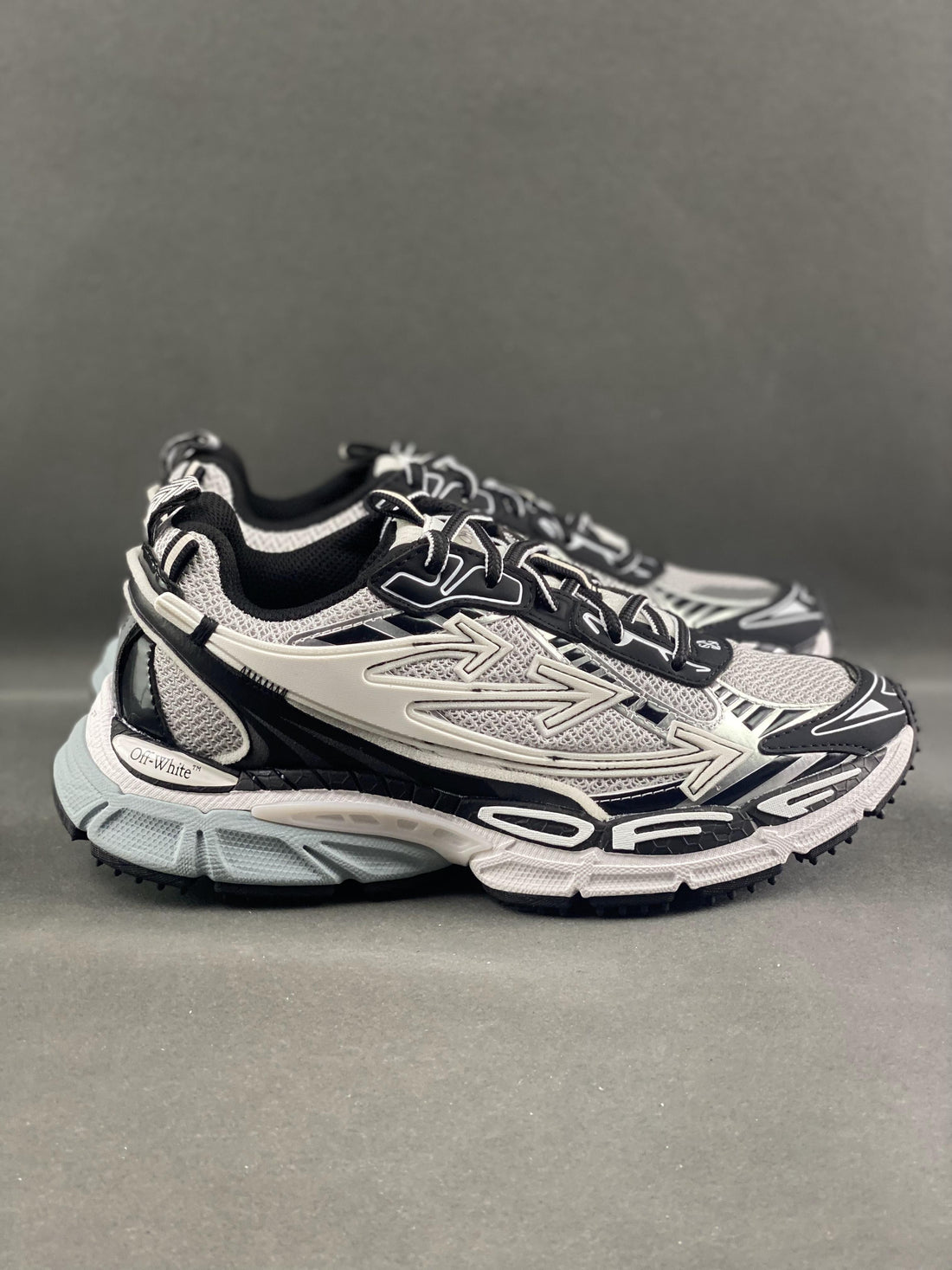 Custom OW x Virgil Abloh OW1102