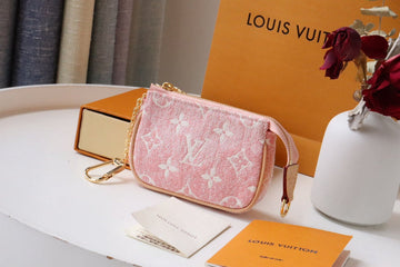 Makersluxe - LOV Wallets - 701