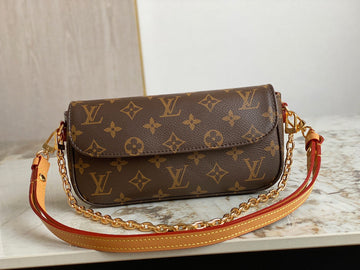 makersluxe - LOV Bags - 704