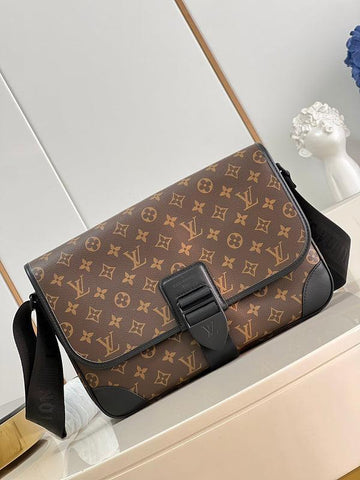 BFWD - LOV Bags - 1686