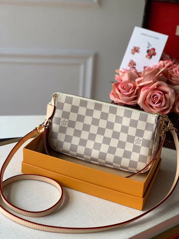 makersluxe - LOV Bags - 1383