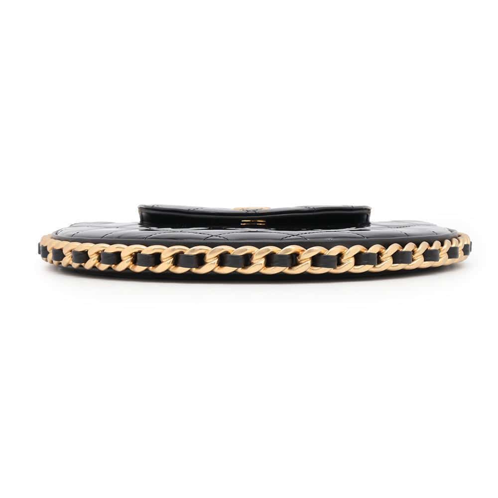 CHANEL Matelasse Hand Clutch BlackAP3585 Enamel