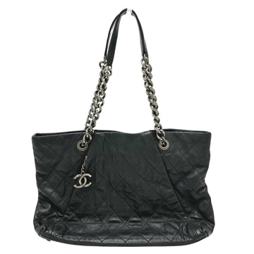 Chanel Shopping