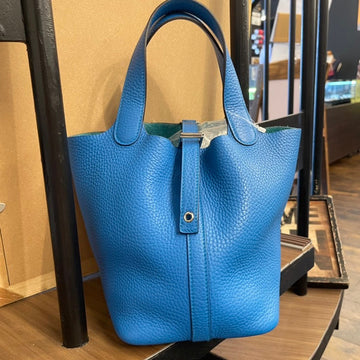 Hermès Taurillon Clemence Picotin Lock PM Stamp A 2017, Blue zanzibar