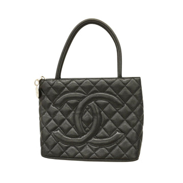 Chanel Medaillon