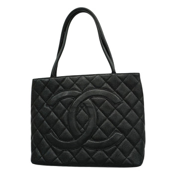 Chanel Medaillon