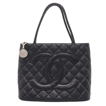 Chanel Medaillon