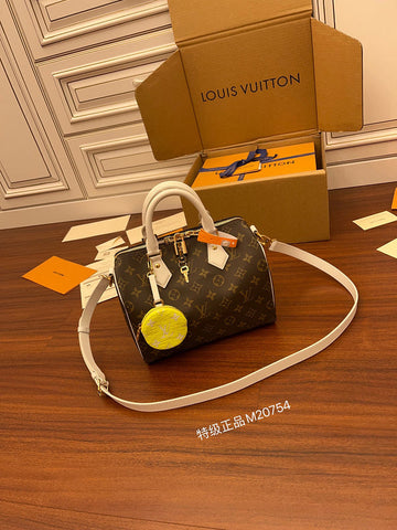 makersluxe - LOV Bags - 965