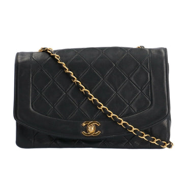 Classic Black Leather Shoulder Bag with Turn-Lock Closure
