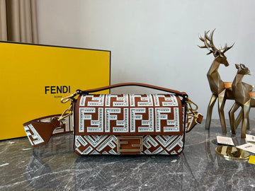 Makersluxe - FDE Women Bags - 072