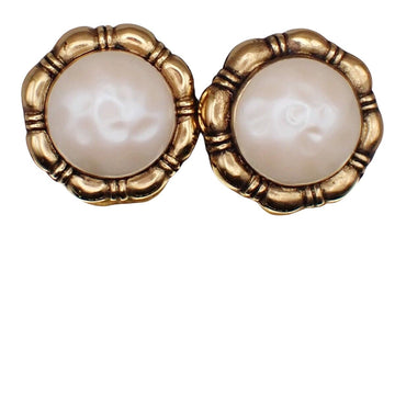 Vintage Pearl Earrings CC Logo Design