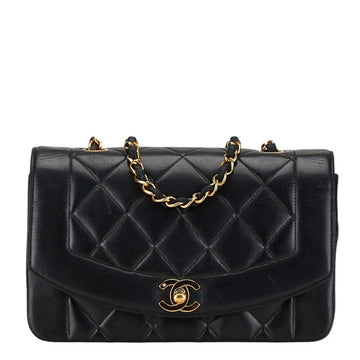 Classic Flap Shoulder Bag