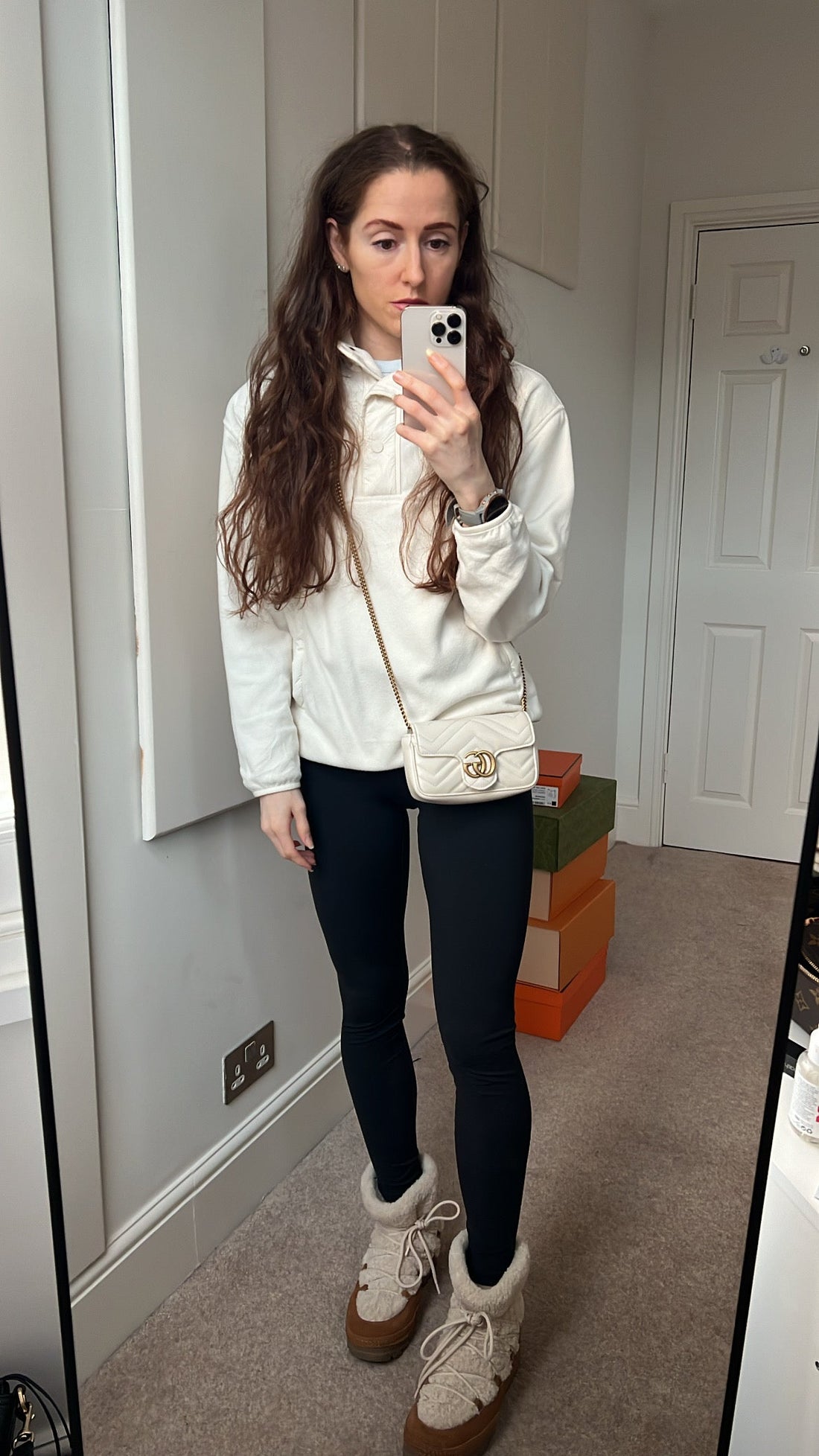 Gucci GG White Marmont Super Mini Shoulder Bag (RRP £875)