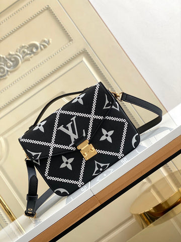Makersluxe - LOV Bags - 1455