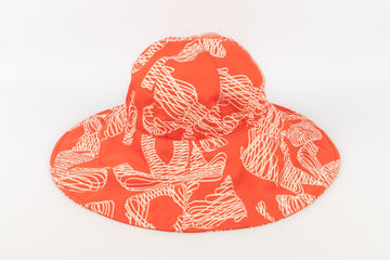 Chapeau orange Chanel