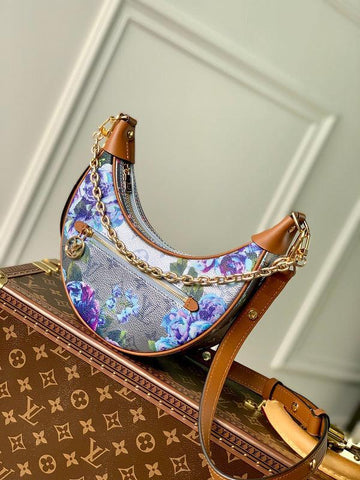 BFWD - LOV Bags - 1905
