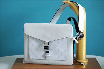 Makersluxe Lu-Vi bags - 3280