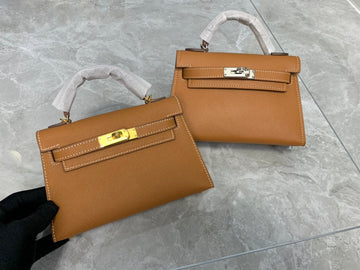 Makersluxe - HMS Bags - 1940