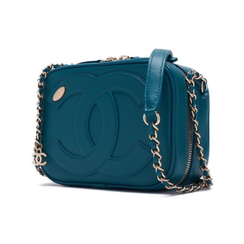 Chanel Matrasse Coco Round  Chain Shoulder  Emerald Green  Shoulder Bag Mini Shoulder Bag  Shoulder Bag Hybrid ? Delivery?