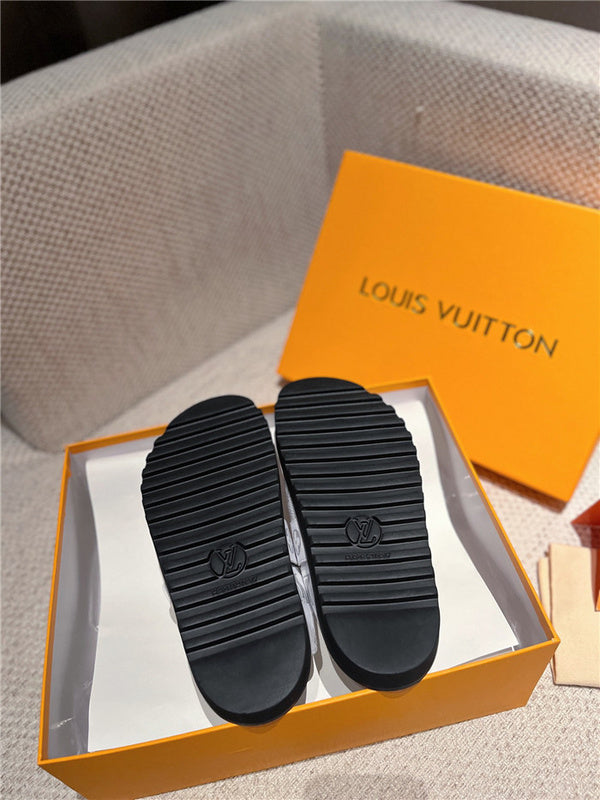 MLB - LOV Shoes - 1008
