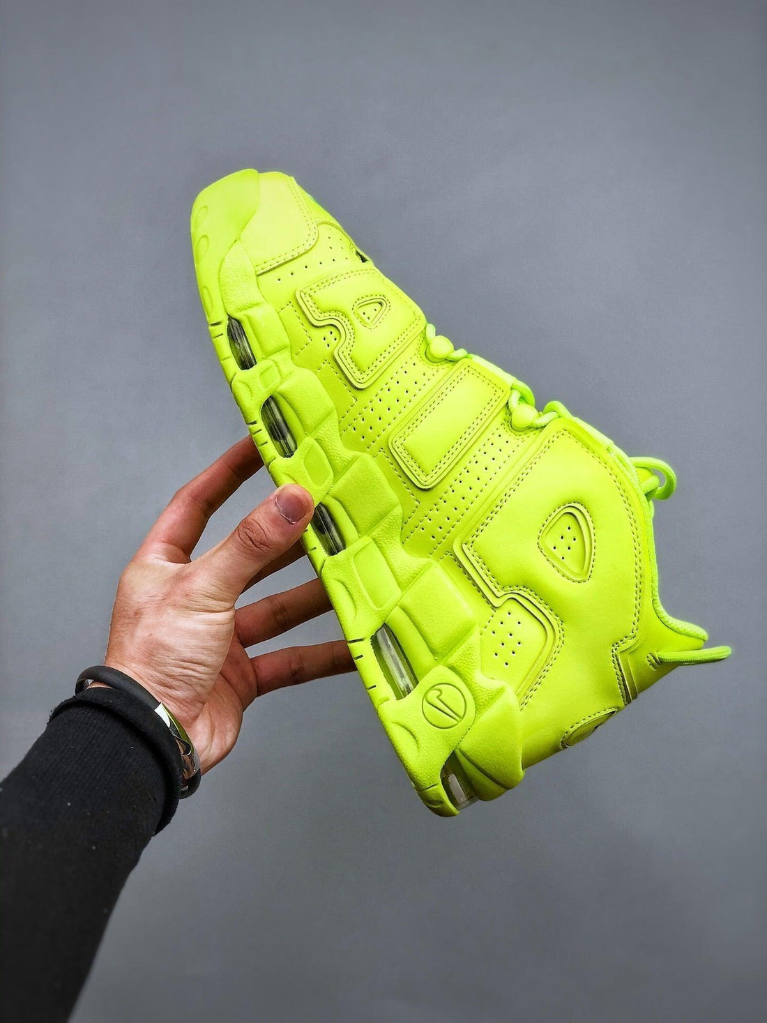 Custom Air More Uptempo DX1790-700