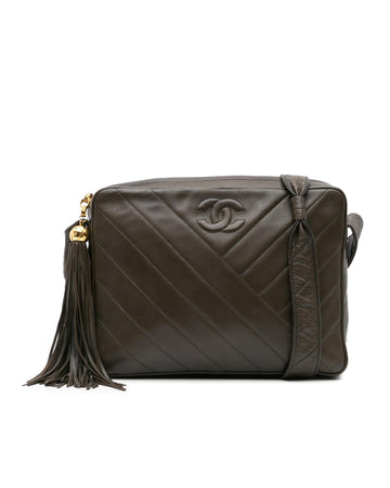 Chevron Lambskin Tassel Crossbody Bag with Quilted Leather and Zip Closure