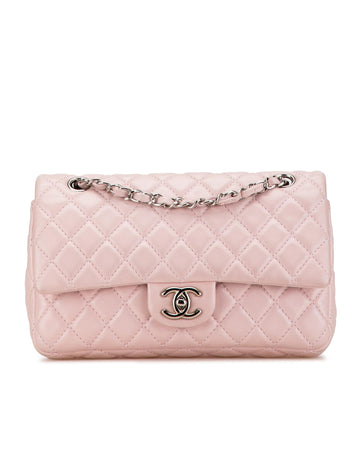 Medium Classic Lambskin Quilted Double Flap Shoulder Bag