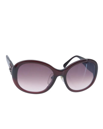 Plastic Sunglasses with CC Logo and Case