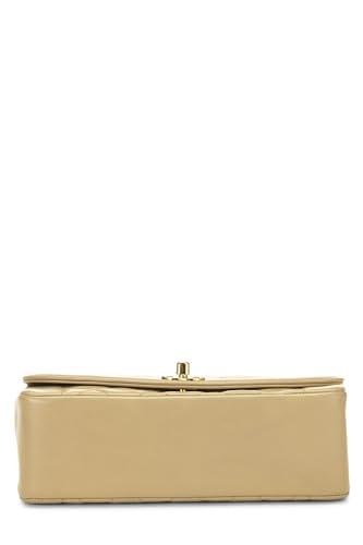 Chanel,  Beige Quilted lambskin Classic Flap Small, Beige
