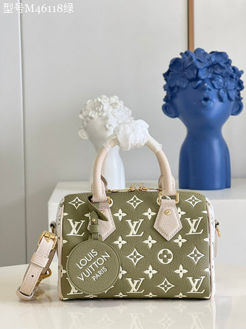 makersluxe - LOV Bags - 540