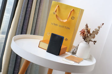 Makersluxe - LOV Wallets - 291