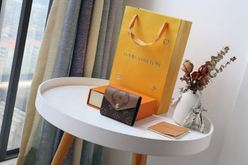 Makersluxe - LOV Wallets - 379