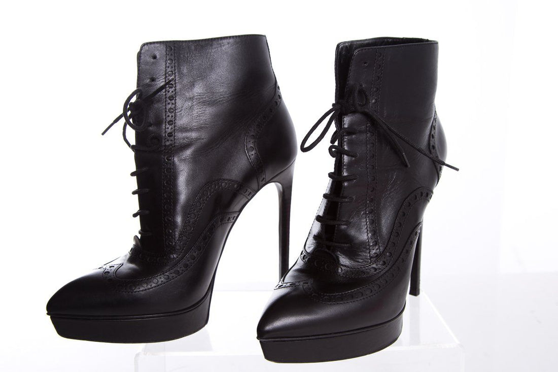 Yves Saint Laurent Black Leather Lace-Up Pointed-Toe Boots SZ 39