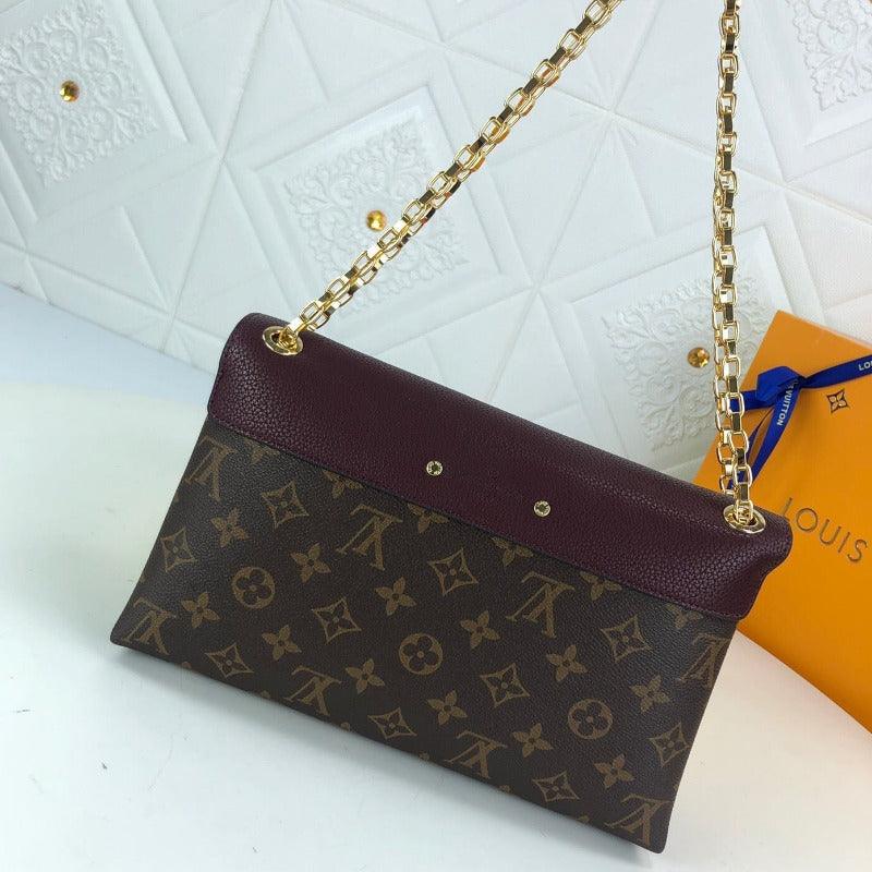 Makersluxe - Canvas Pallas Chain Shoulder Bag Marsala
