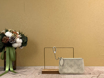 Makersluxe Bags - LOV Bags - 2515