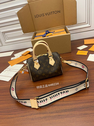 makersluxe - LOV Bags - 1039