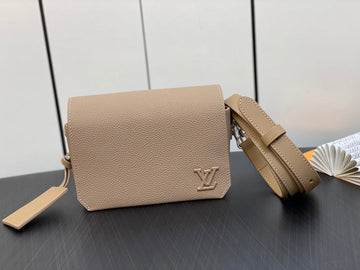 makersluxe - LOV Bags - 275