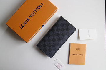 Makersluxe - LOV Wallets - 575