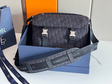 Makersluxe - DOR Women Bags - 570