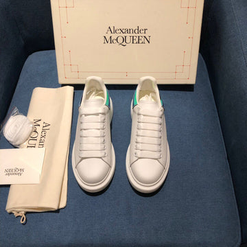 MLB- AQ Sneakers - 225