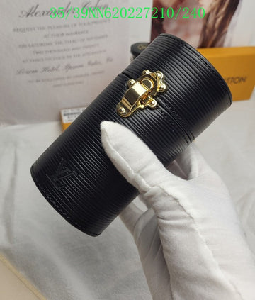 Makersluxe LOV Wallet - 691